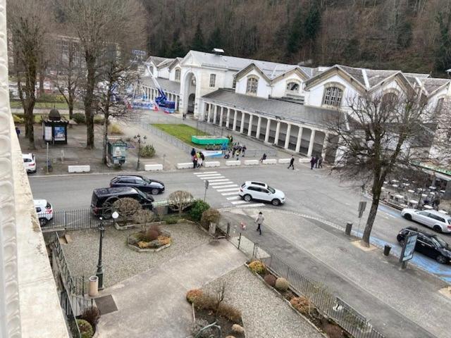 Palais D'Etigny Apartment Bagneres-de-Luchon Luaran gambar